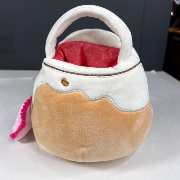 Squishmallows Chanel Cinnamon Roll Valentine Treat Pail Plush XOXO - Picture 4 of 8